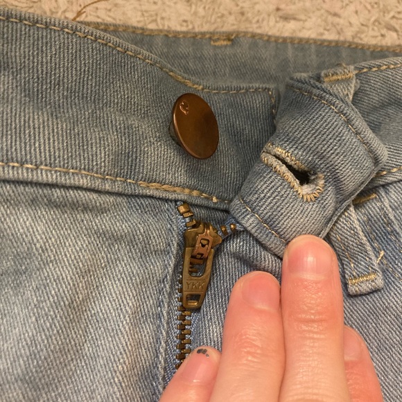 H&M Distressed Skinny 👖 Jeans! Size 27 - Picture 6 of 10